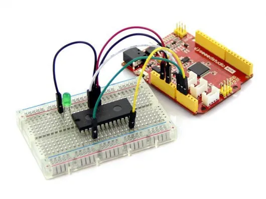 LPC1114FN28 - ARM Cortex-M0 based 32-bit MCU (DIP)