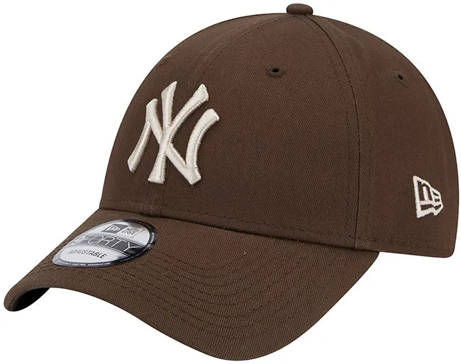 New Era Accessories League Essential 9Forty NY Yankees Walnut Stone